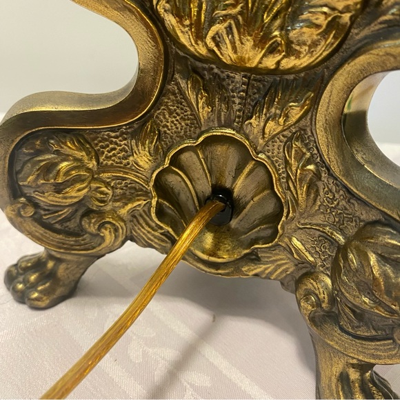 Elegant Gold Table Lamp brass vintage Regency style. No lampshade - Picture 15 of 16